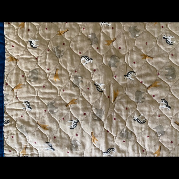 Vintage handmade Noah’s Ark quilt - Picture 5 of 5